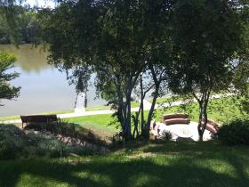 Tranquil Villa on the banks of the Vaal River