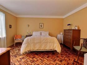 Versatile Property with incredible view on the Lake - operable as B&B