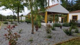 Farm with house, swimming pool and wide panoramic view