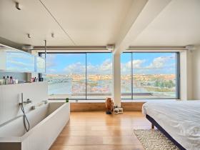 For sale luxury apartment in Lisbon in the heart of Principe Real