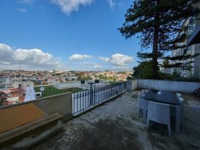For sale luxury apartment in Lisbon in the heart of Principe Real