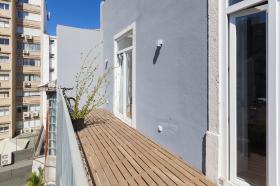 Beautiful bourgeois apartment in the heart of Lisbon