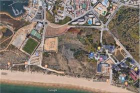 For sale land with approved project for a 4 star hotel