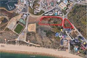 For sale land with approved project for a 4 star hotel