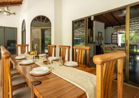 4 bedrooms villa with 3.9 acre (1.6 ha) of land in Liberia