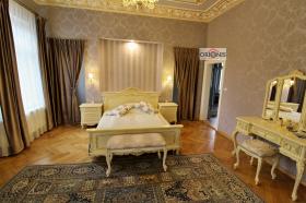 Luxury villa of 870 m2 with a plot of 1702 m2 for a very demanding client