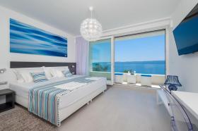 Luxury villa overlooking sea in Dalmatia