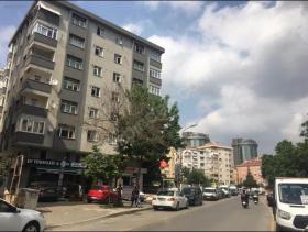 For sale building with 10 apartments and commercial premises