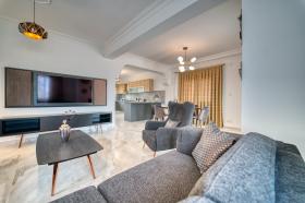 New 2-bedrooms apartment in Park Residence Long Beach