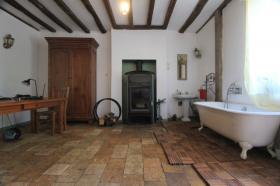 Touraine: sale completely restored old inn with outbuildings