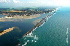 Hotel for sale 30m from the beach
