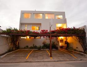 Hotel for sale 30m from the beach