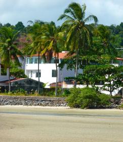 Hotel for sale 30m from the beach