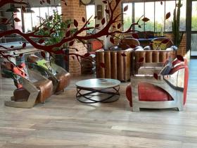 Large bastide on 3 ha - fruit trees - guest rooms - interesting profitability