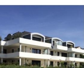 Apartment with swimming pool on the Franco-Swiss border