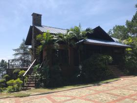 Nice villa for sale overlooking the town