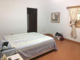 Beautiful house fully equipped in Panama for sale