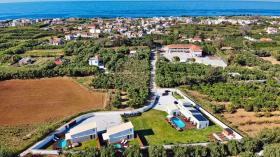 3 luxury modern villas for sale 1km from the beach