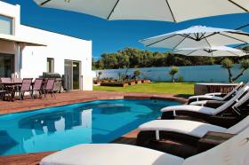 3 luxury modern villas for sale 1km from the beach