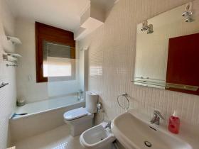 Exclusive housing in Canilo