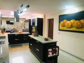 Spectacular modern house in La Lagunita, Caracas