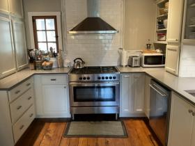 Unique farmhouse of 18 acres and 40 minutes from Montreal
