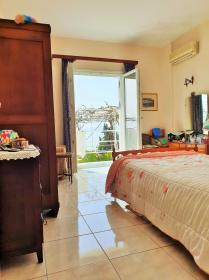 Beautiful detached house for sale with sea view