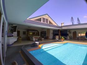piscine interieure toit ouvrant