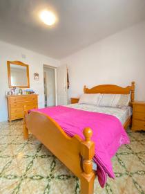 Apartment in Virgen del Remedio neighborhood in Alicante - beachside