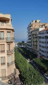 Equipped and furnished apartment in Haussmann style building