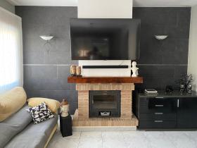 Independent house located 500 meters from the sea with great views