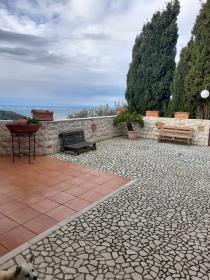 Villa overlooking Sonnino and its surrounding villages
