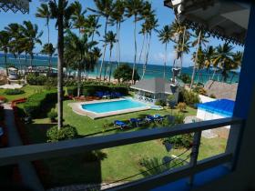 Boutique hotel with beach access, for sale wall and goodwill