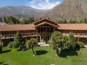 Hotel for sale in an exclusive sector of San José
