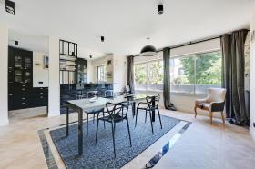 5-room apartment in 16th arrondissement of Paris for sale