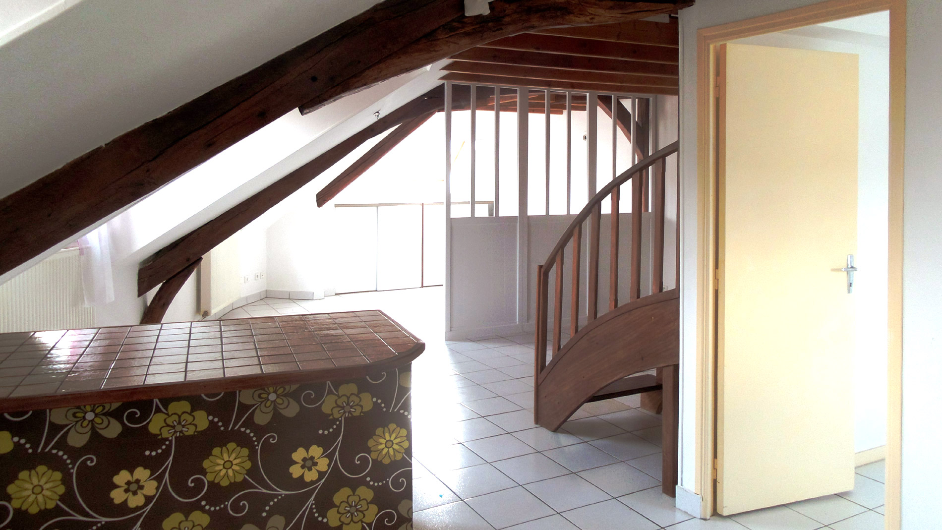 Beautiful city center apartment