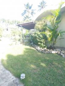 House 5 minutes from the beach - housing estate with amenities and 24-hour security + 2 commercial premises