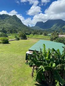 Rare and magnificent seaside property Moorea