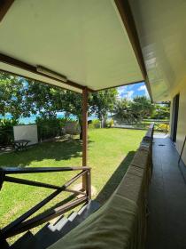 Rare and magnificent seaside property Moorea
