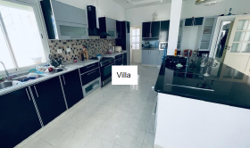 Villa in a quiet location, not overlooked, mountain view - Cebalet ben Ammar