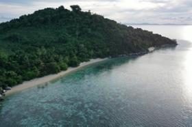 Prime 27 Hectare Island with Extensive Development Potential