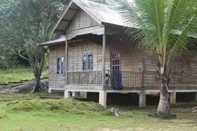 Foreclosed resort and fantastic rehab opportunity