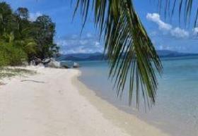 Single private villa in the heart of the World's Coral Triangle