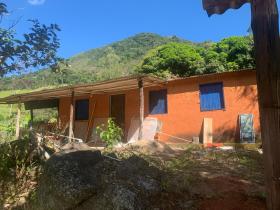 Land of 20 hectares, offering natural pools and small waterfalls