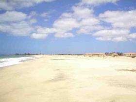 Hotel complex for sale in front of a lonely 8 km large white sandy beach