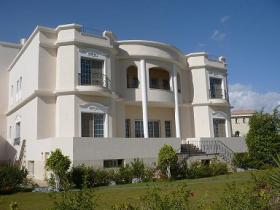 Luxury villa in the heart of Cairo
