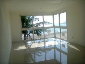 Brand new apartment totally oceanfront in the beach Canasvieiras