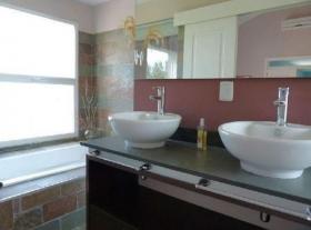 Fantastic and exclusive villa combines comfort and elegance