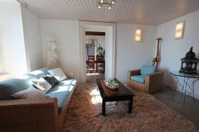 Rental yield building in Territet-Montreux with extension project