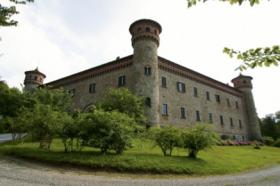 Exceptional Castle with high potential located in the Province of Piacenza